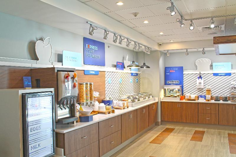 Holiday Inn Express & Suites - St. Louis South - I-55 By Ihg Mehlville Екстериор снимка